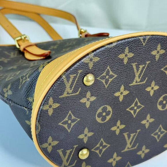 Louis Vuitton Petit Bucket Bag Monogram Canvas - Picture 5 of 9